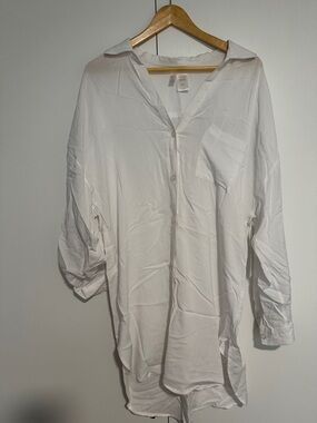 Anne Cole White Button-Down Tunic Shirt